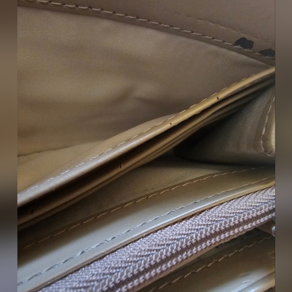 Coach Ashley Leather Zip Around Wallet – Burnt Orange/Rust – Beige Interior - Picture 2 of 10